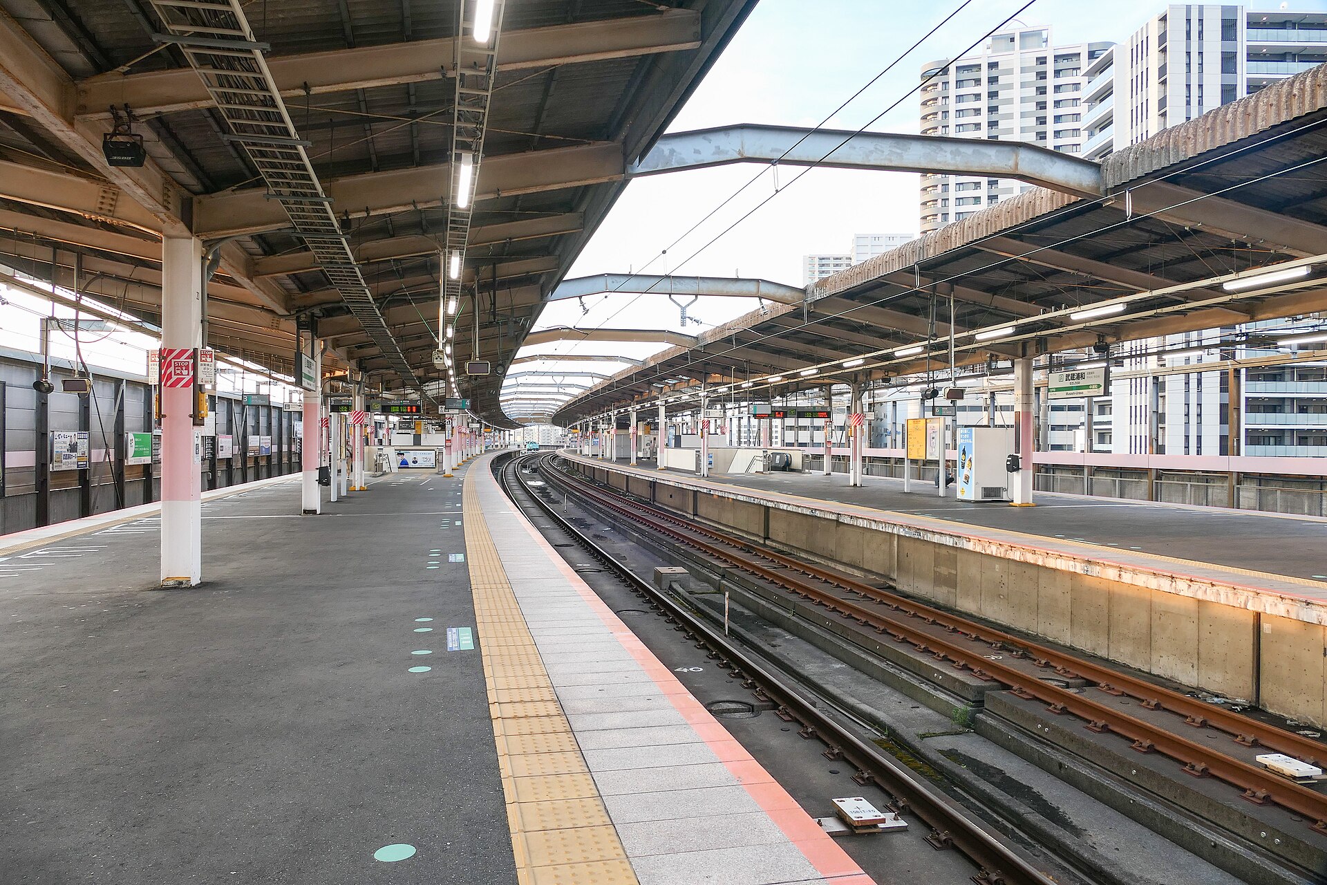 武蔵浦和駅の埼京線ホーム